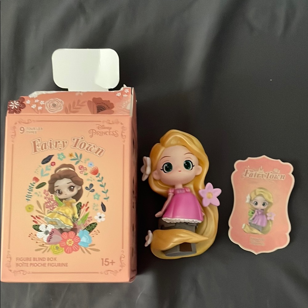 Disney Princess Fairy Town Figure- Rapunzel